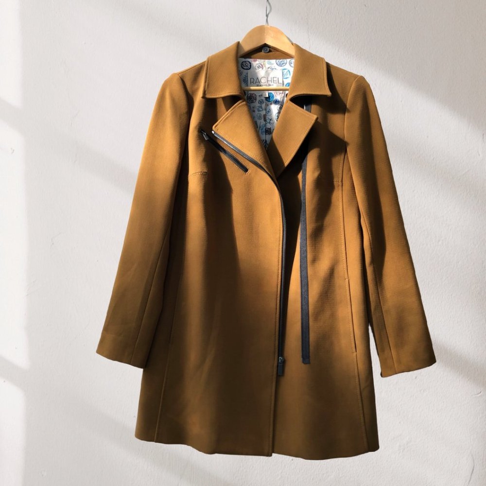 Rachel Roy Tan Coat With Notch Collar And Stylish Front Zip Closure, Size Small